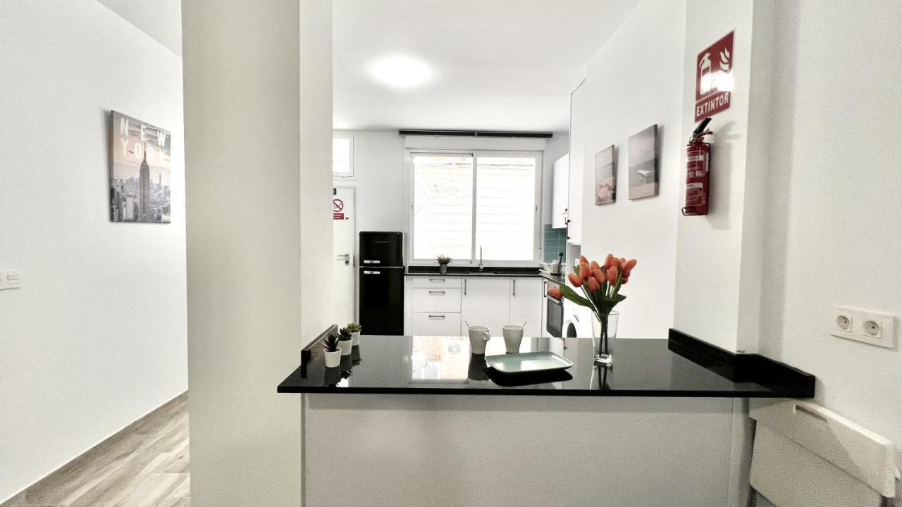 Los Tilos Suites-Vialia Malaga Bagian luar foto